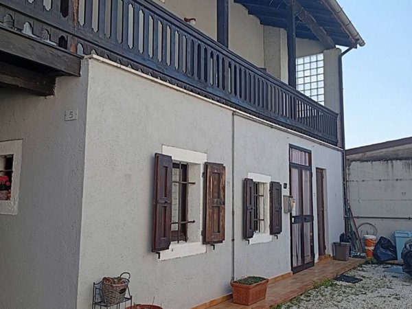 casa indipendente in vendita a Travesio in zona Usago
