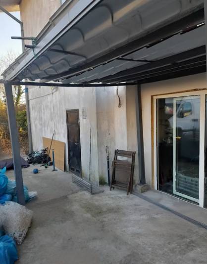 casa indipendente in vendita a Travesio in zona Molevana