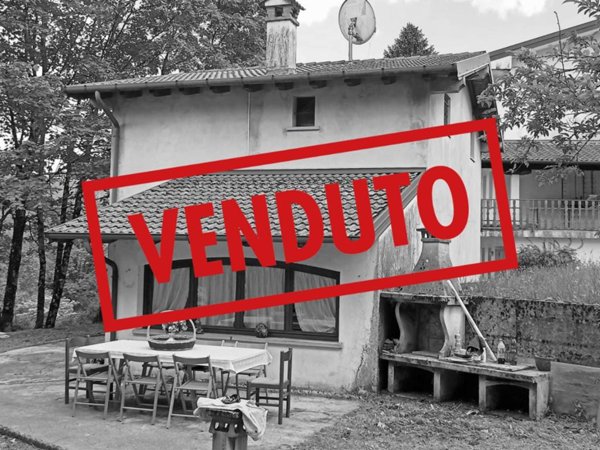 casa indipendente in vendita a Vito d'Asio in zona Anduins
