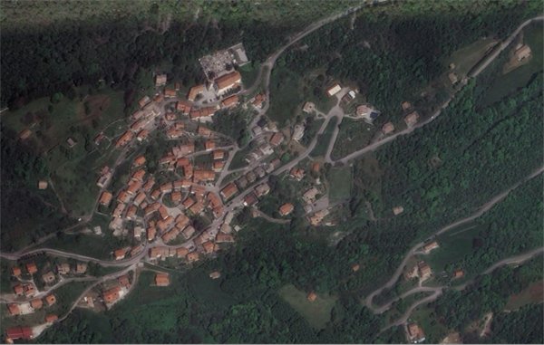 terreno edificabile in vendita a Vito d'Asio