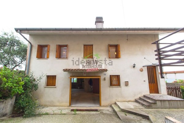casa indipendente in vendita a Vito d'Asio