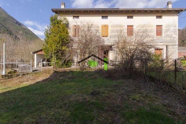 casa indipendente in vendita a Vito d'Asio in zona San Francesco