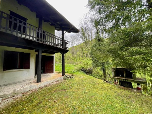 appartamento in vendita a Vito d'Asio in zona Pielungo