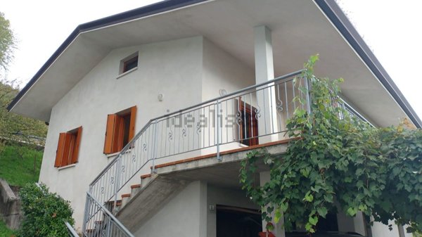 casa indipendente in vendita a Vito d'Asio in zona Casiacco