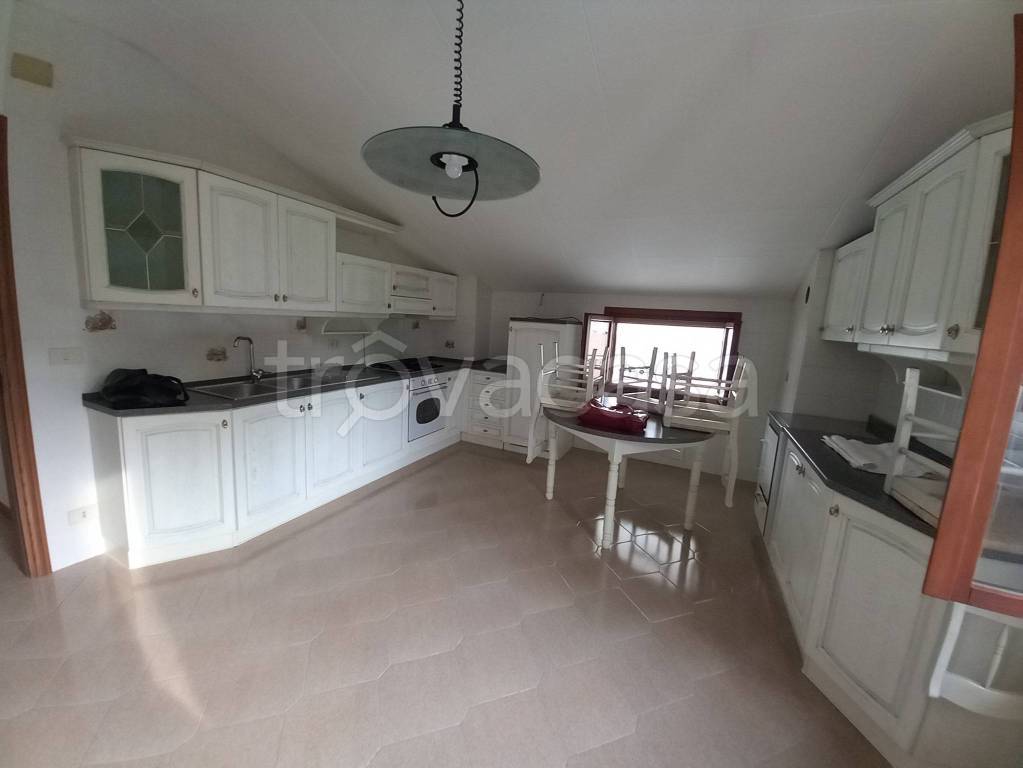 appartamento in vendita a Vito d'Asio in zona Casiacco