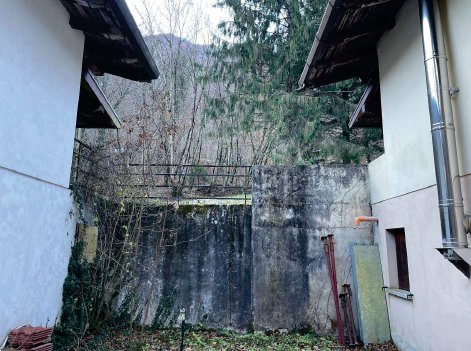 casa indipendente in vendita a Vito d'Asio in zona Pielungo