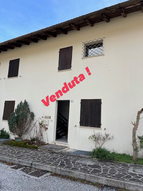 casa indipendente in vendita a Vito d'Asio in zona Casiacco