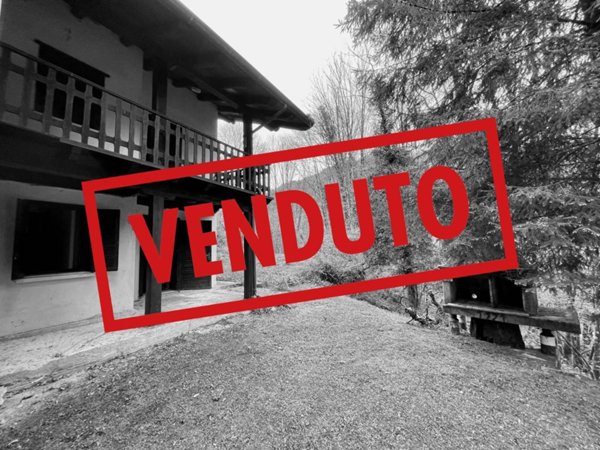 appartamento in vendita a Vito d'Asio in zona Pielungo