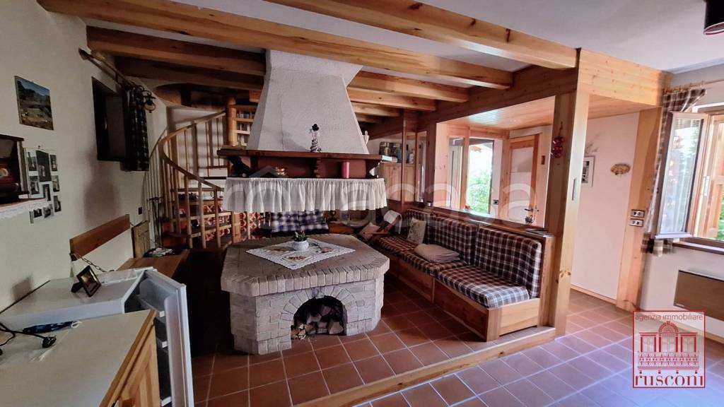 casa indipendente in vendita a Vivaro