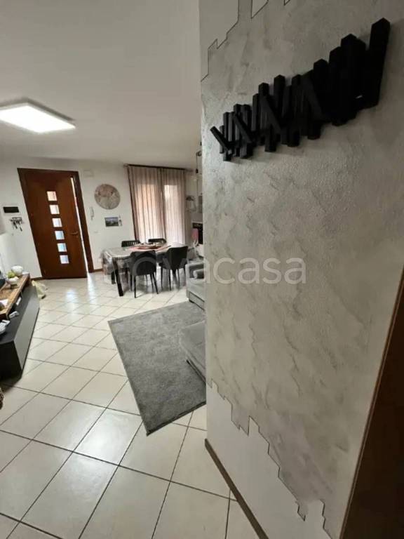 casa indipendente in vendita a Vivaro