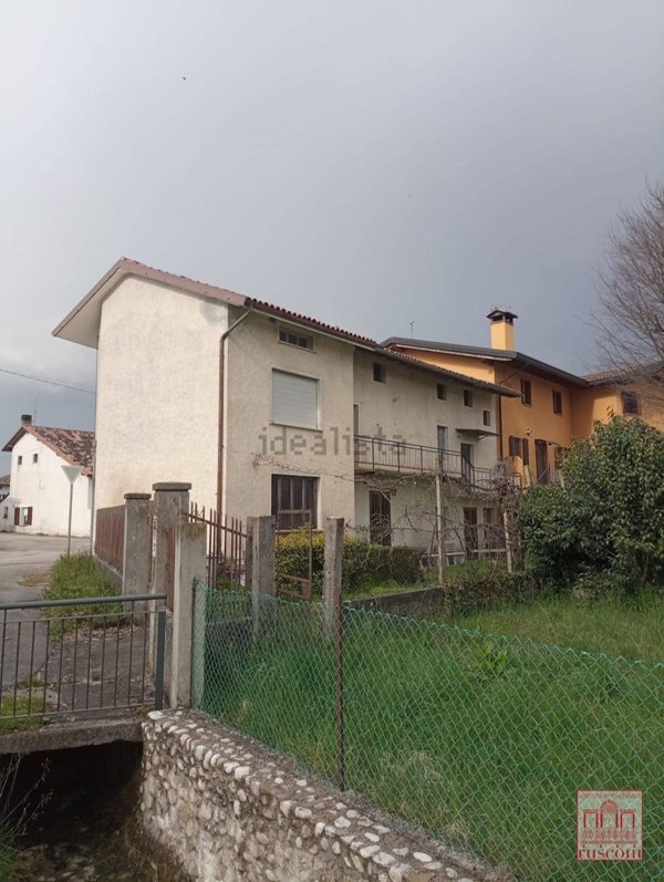 casa indipendente in vendita a Vivaro