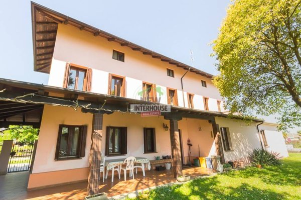 casa indipendente in vendita a Vivaro