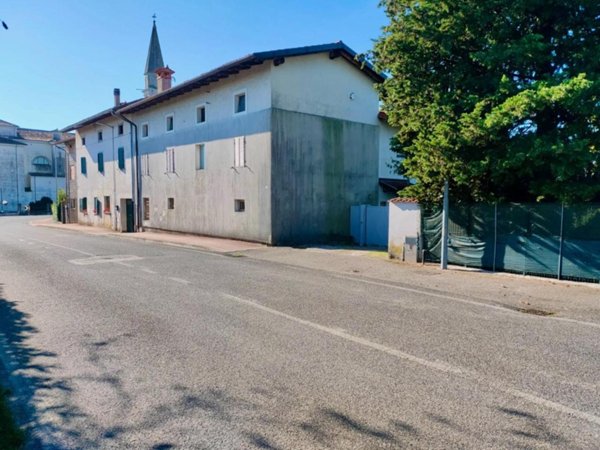 casa indipendente in vendita a Vivaro