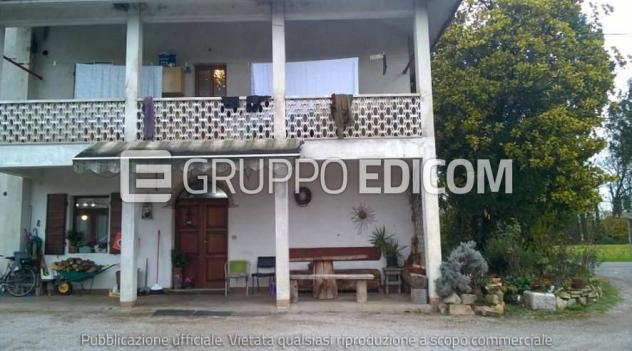 casa indipendente in vendita a Vivaro in zona Tesis