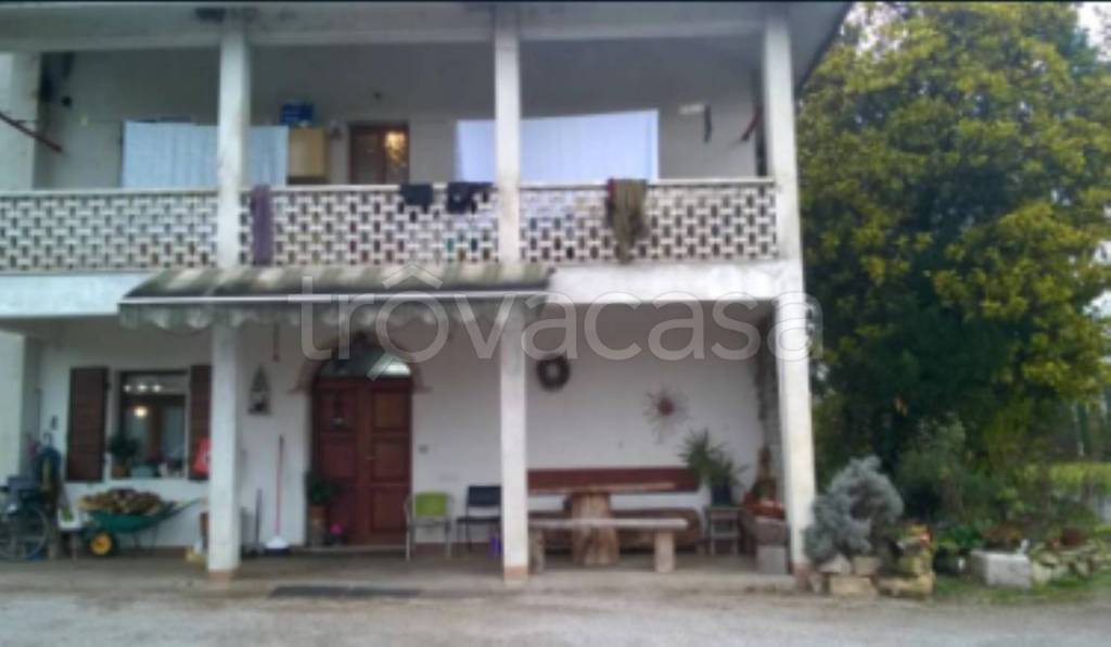 appartamento in vendita a Vivaro in zona Tesis