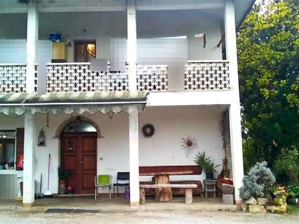 casa indipendente in vendita a Vivaro in zona Tesis