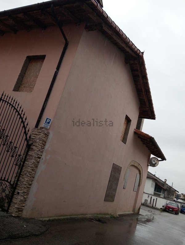 casa indipendente in vendita a Vivaro