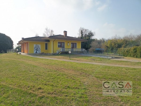 casa indipendente in vendita a Vivaro