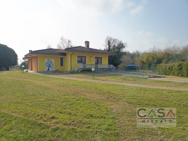 casa indipendente in vendita a Vivaro