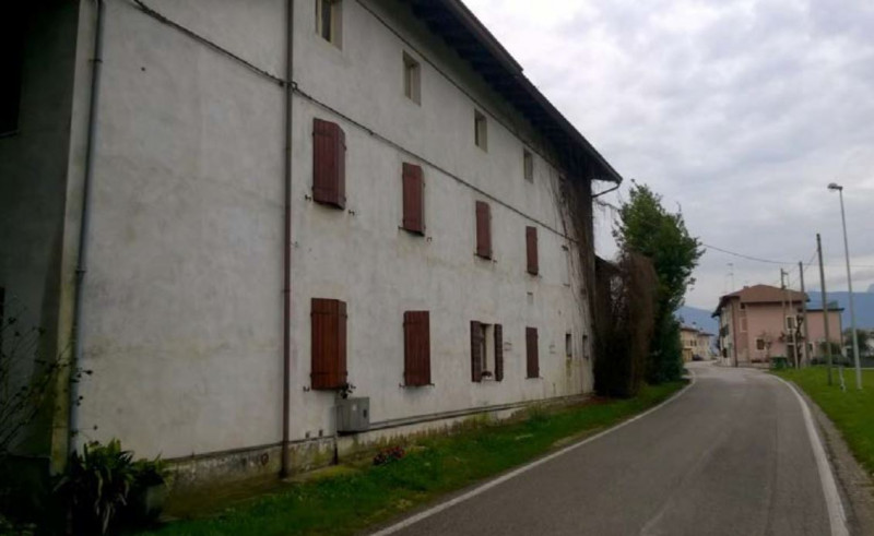 casa indipendente in vendita a Vivaro in zona Tesis