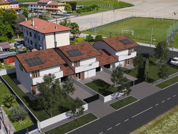 casa indipendente in vendita a Zoppola in zona Castions