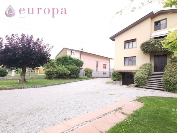 casa indipendente in vendita a Zoppola