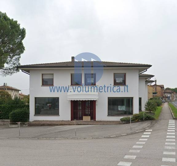 locale commerciale in vendita a Zoppola in zona Orcenico Inferiore