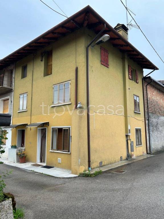 casa indipendente in vendita a Zoppola in zona Castions