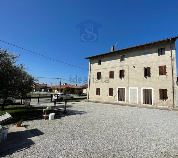 casa indipendente in vendita a Zoppola