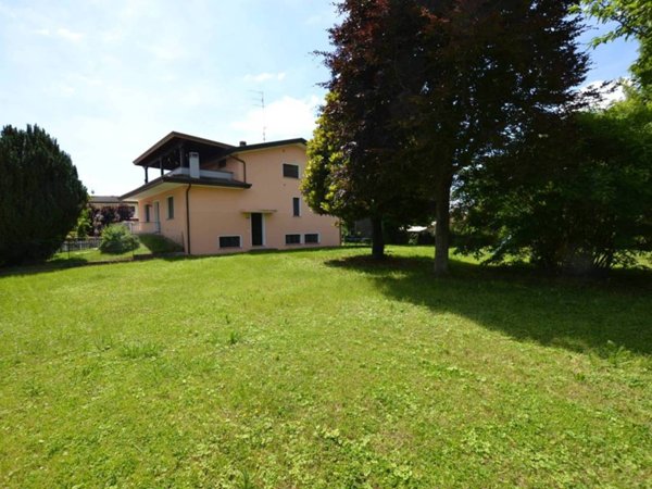 appartamento in vendita a Zoppola in zona Orcenico Inferiore