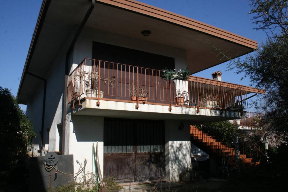 casa indipendente in vendita a Zoppola in zona Orcenico Inferiore