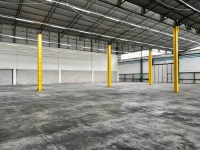 locale di sgombero in vendita a Zoppola