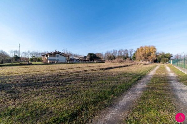 terreno edificabile in vendita a Zoppola
