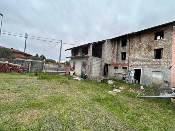 casa indipendente in vendita a Zoppola