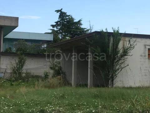 terreno agricolo in vendita a Zoppola in zona Orcenico Inferiore