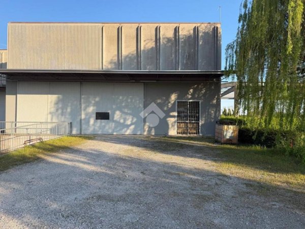 appartamento in vendita a Zoppola in zona Orcenico Inferiore