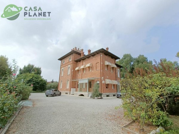 villa in vendita a Zoppola in zona Orcenico Inferiore