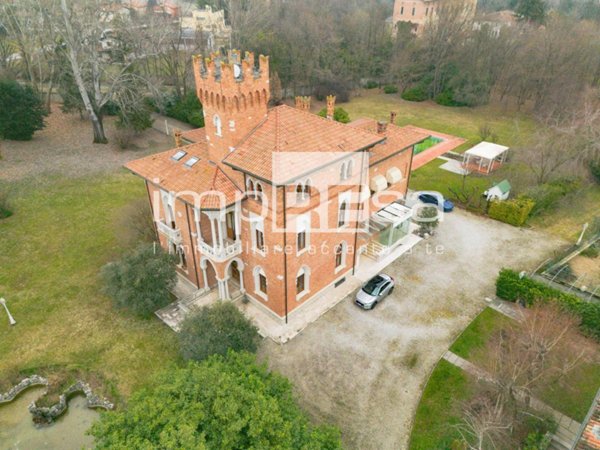 villa in vendita a Zoppola in zona Orcenico Inferiore
