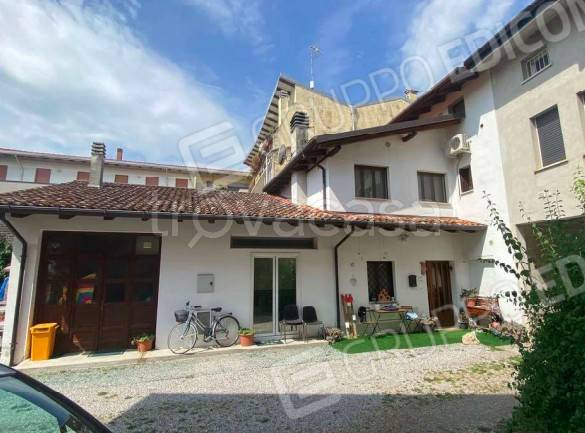 casa indipendente in vendita a Zoppola