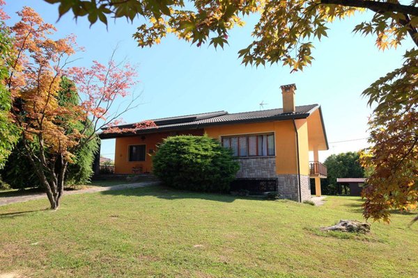 casa indipendente in vendita a Zoppola in zona Castions