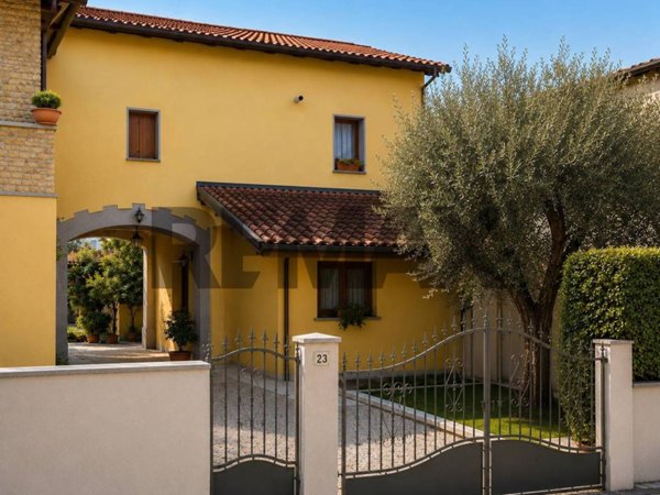 appartamento in vendita a Zoppola in zona Orcenico Inferiore