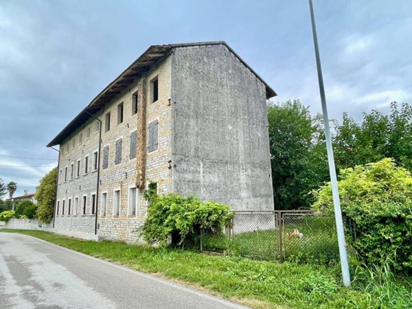 casa indipendente in vendita a Zoppola