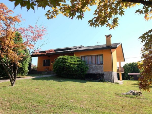 casa indipendente in vendita a Zoppola in zona Castions