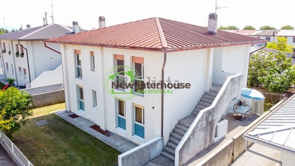 casa indipendente in vendita a Vajont