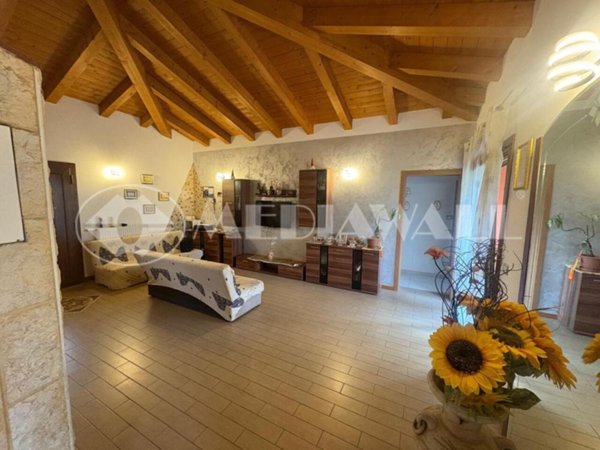 casa indipendente in vendita a Vajont