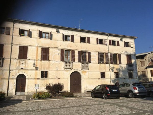 villa in vendita a Valvasone Arzene in zona Valvasone