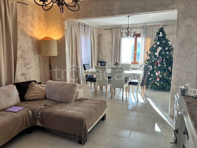 casa indipendente in vendita a Valvasone Arzene