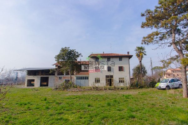 casa indipendente in vendita a Valvasone Arzene in zona San Lorenzo