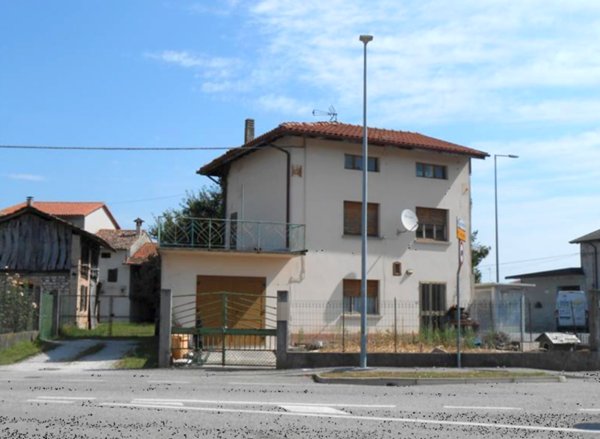 casa indipendente in vendita a Valvasone Arzene