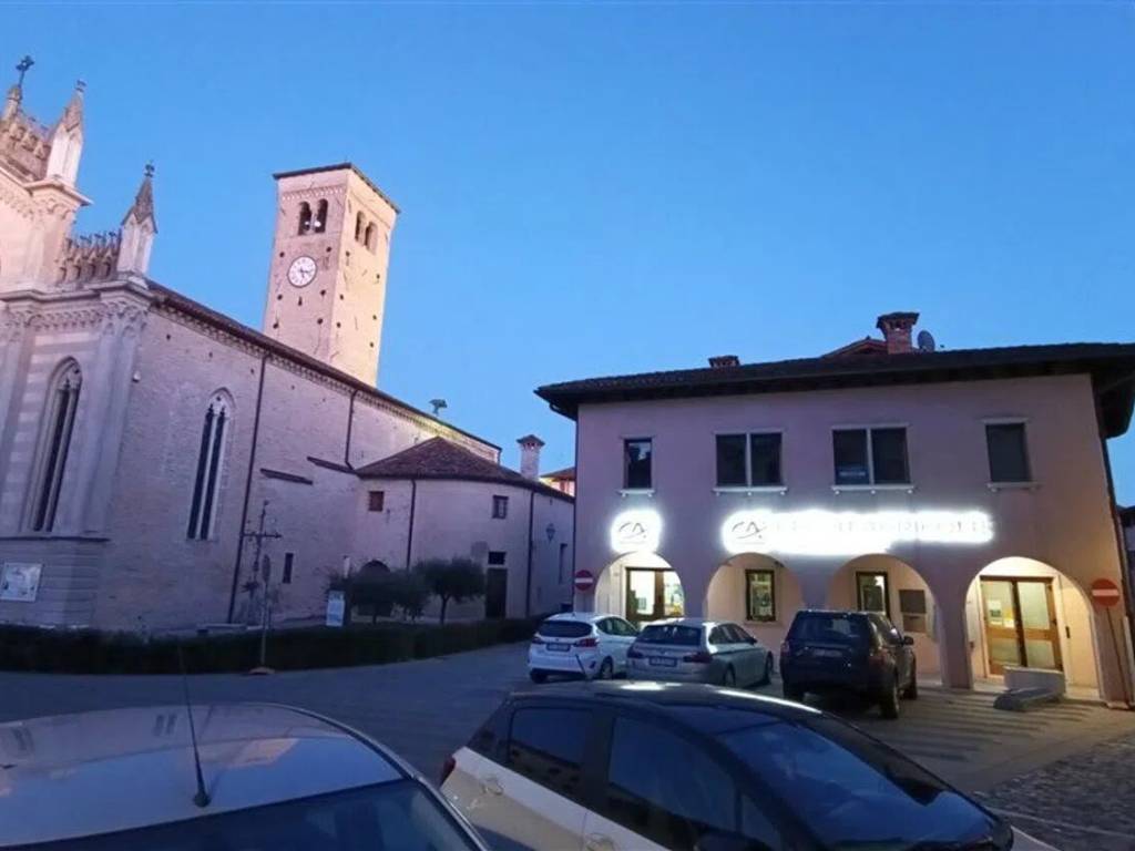 ufficio in vendita a Valvasone Arzene in zona Valvasone